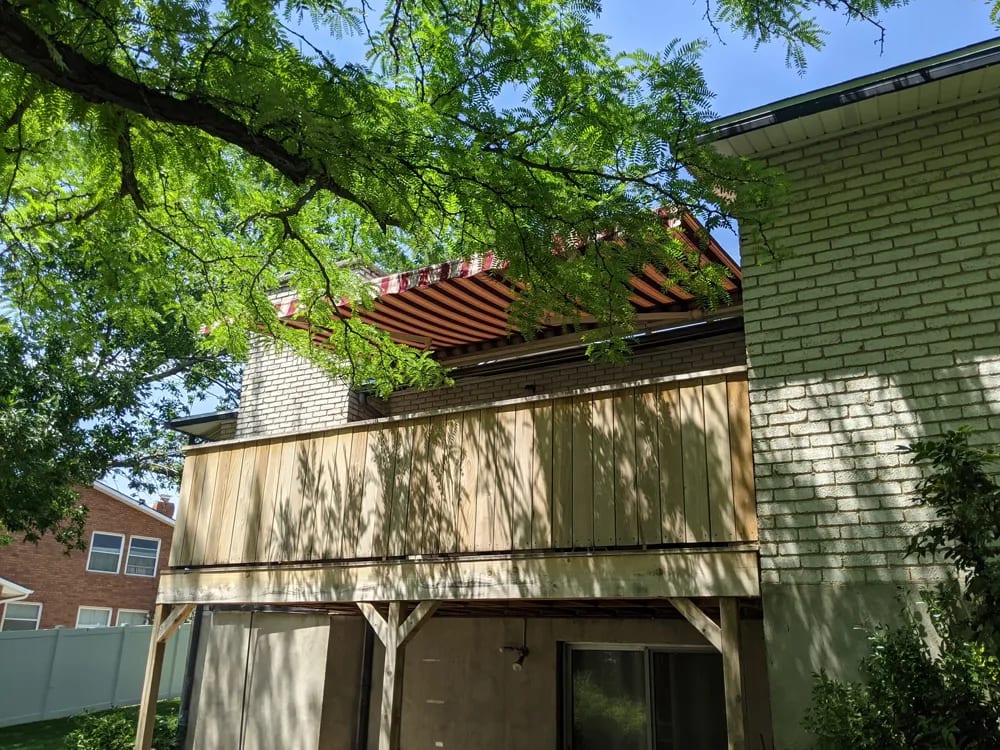 Retractable awning project photo 1