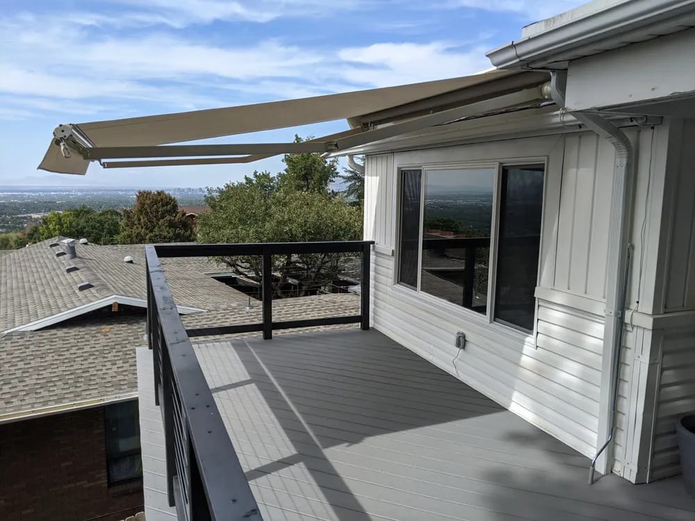 Retractable awning project photo 18