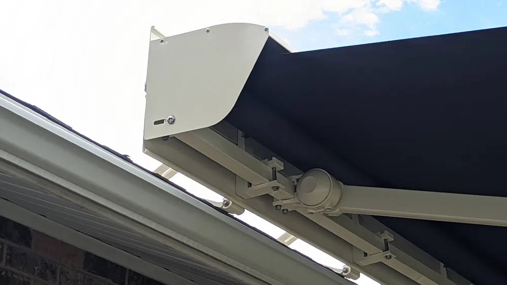 Retractable awning project photo 25